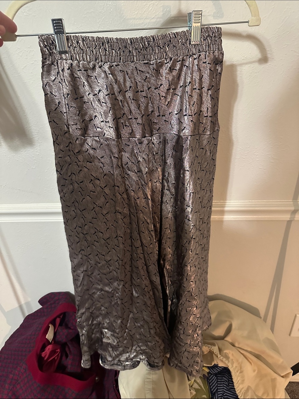 Damo Shimmery Pewter Maxi Skirt with Elastic Waistband